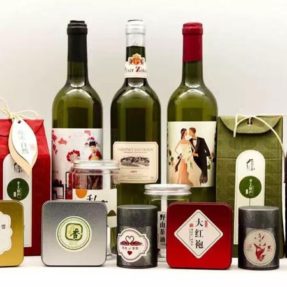 个性化不干胶标签